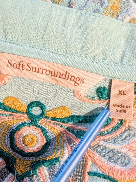 Soft Surroundings Womens XL Tunic Top Blue Floral Embroidered Blouse - Picture 7 of 7